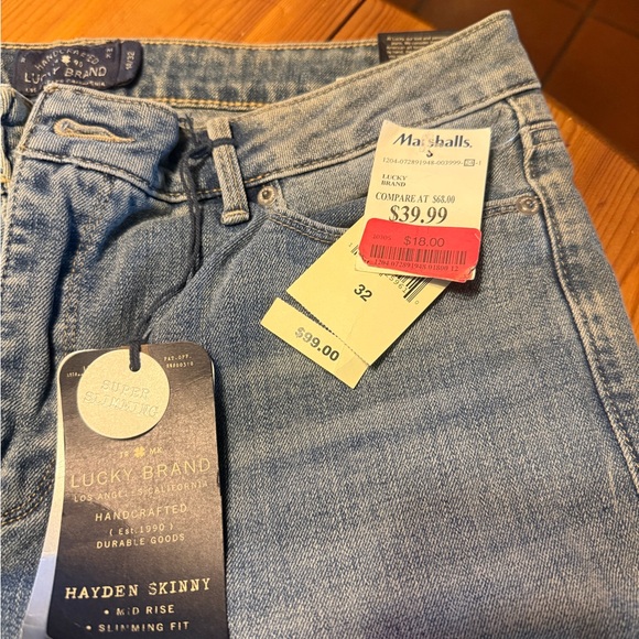Lucky Brand Light Blue Boyfriend Jeans - Picture 3 of 6